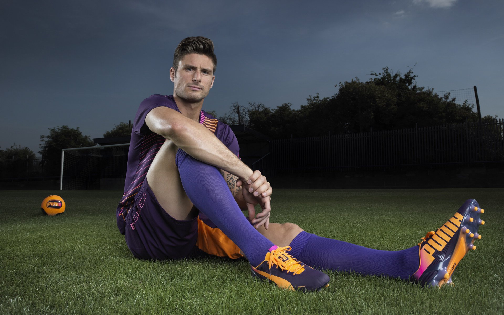 世界杯“教练之战”战术盘点 三后卫与伪九号再成潮流